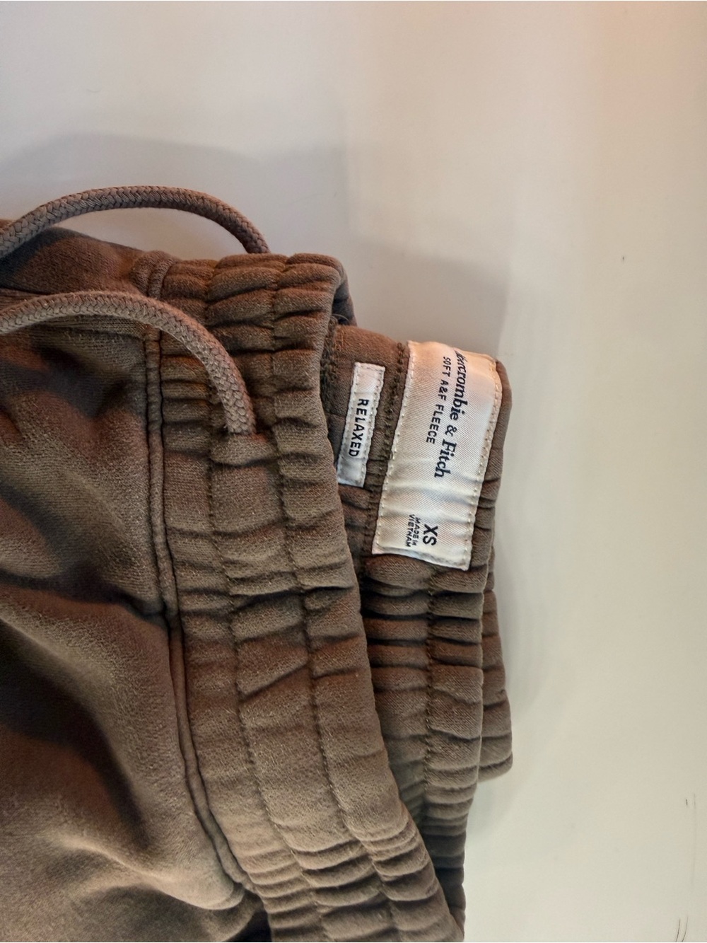 Abercrombie & Fitch Brown Relaxed Sweatpants - Picture 2 of 4